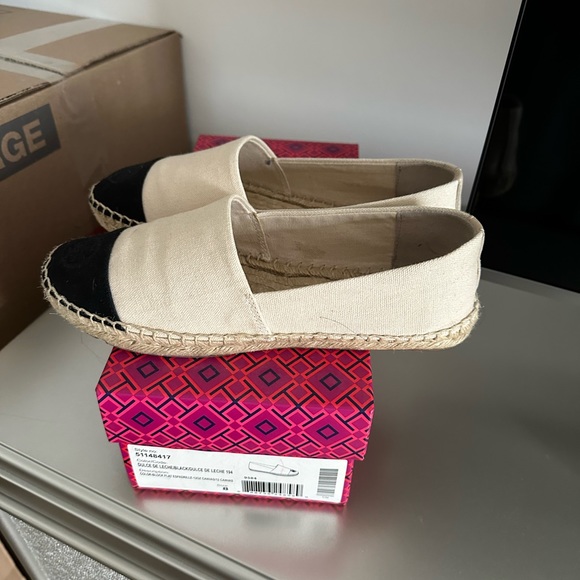 Tory Burch Dulce de Leche Canvas Espadrille - Picture 3 of 9